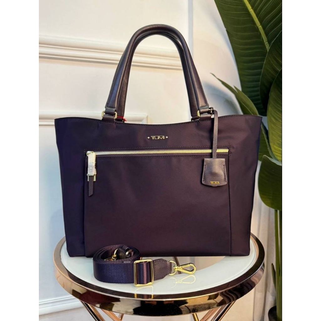 Ready Tumi Cata rina Medium Tote Blackberry