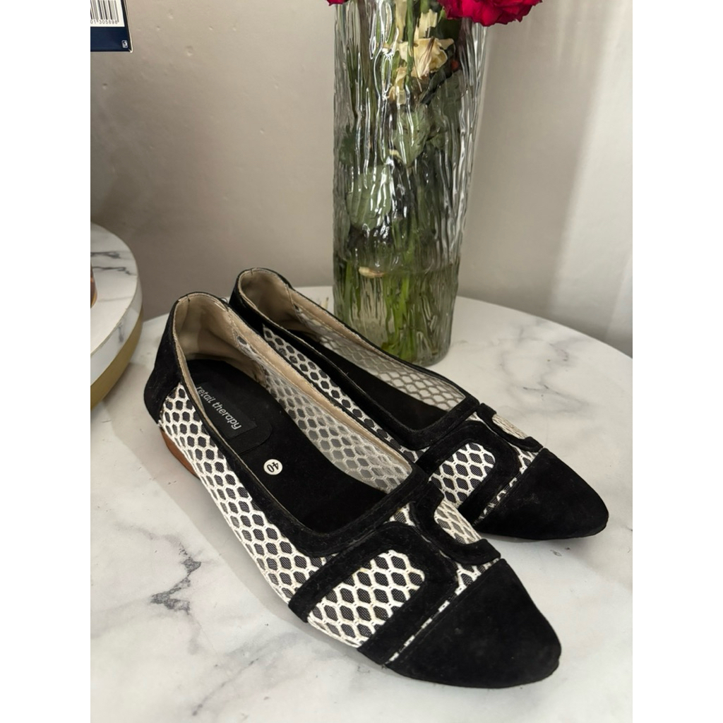 flatshoes retail therapy