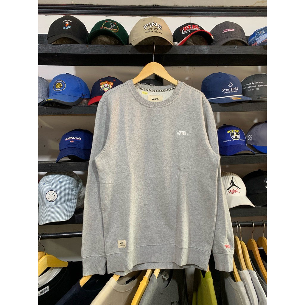 vans crewneck