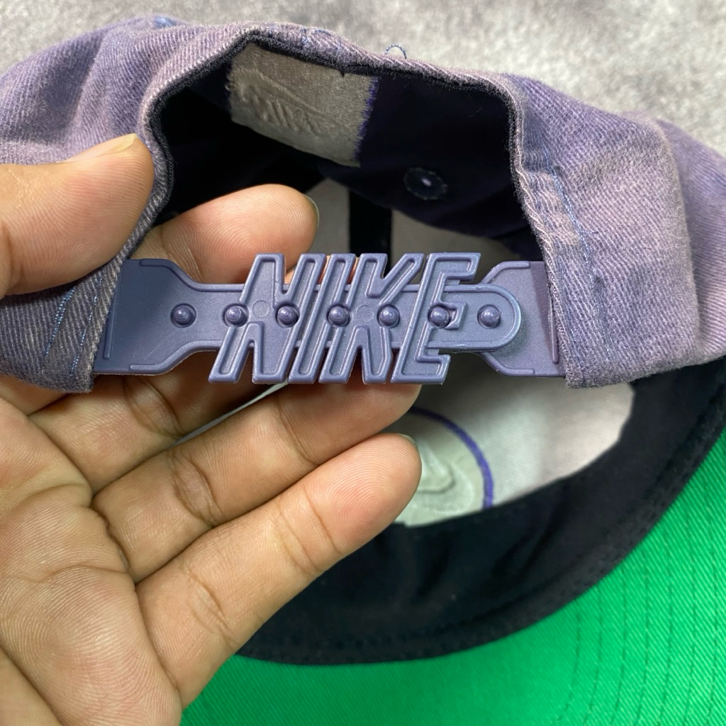 Topi Caps Nike Vintage Strap Logo Second Original
