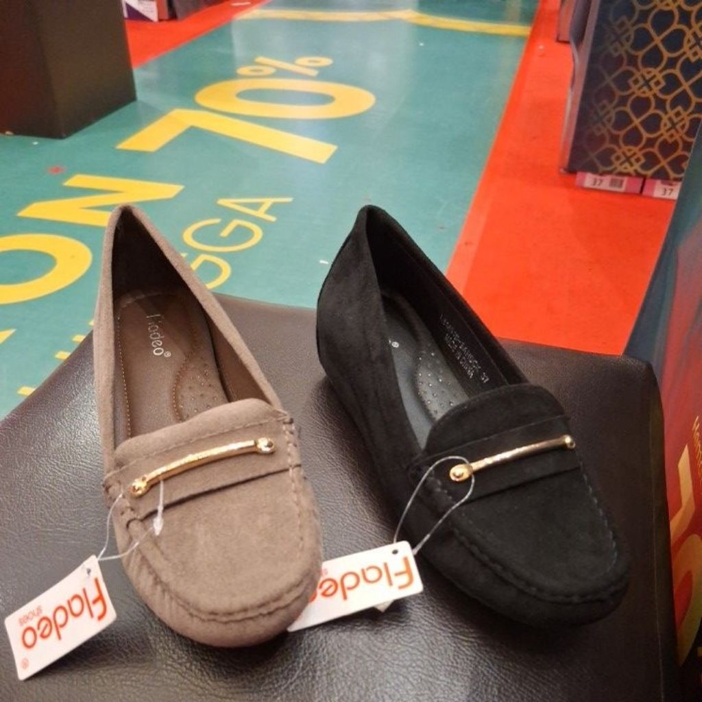 SEPATU WEDGES FLADEO