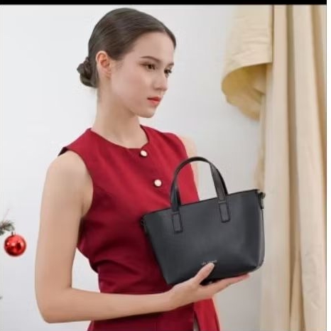 Tas Selempang Les catino hitam