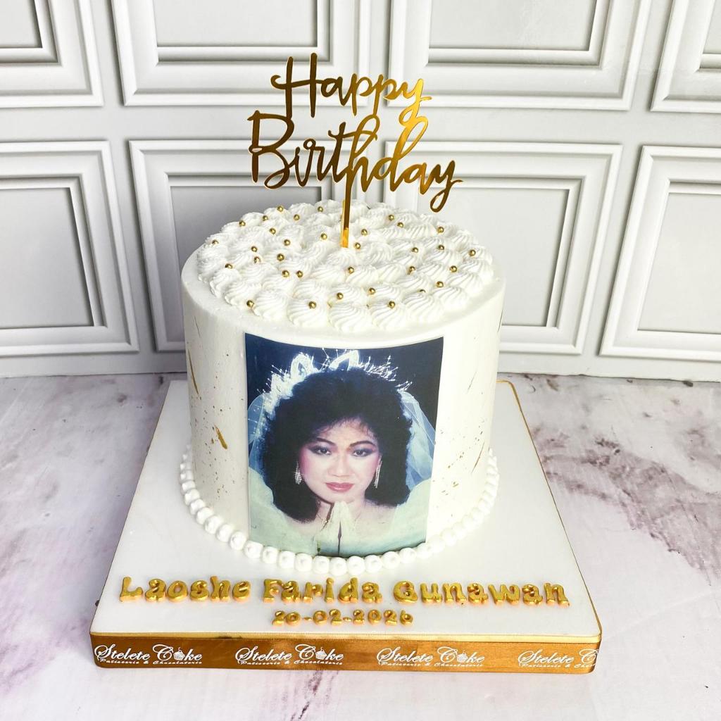Kue Ulang tahun/Birthday cake/Kue Ultah tema White/Kue Tema Foto