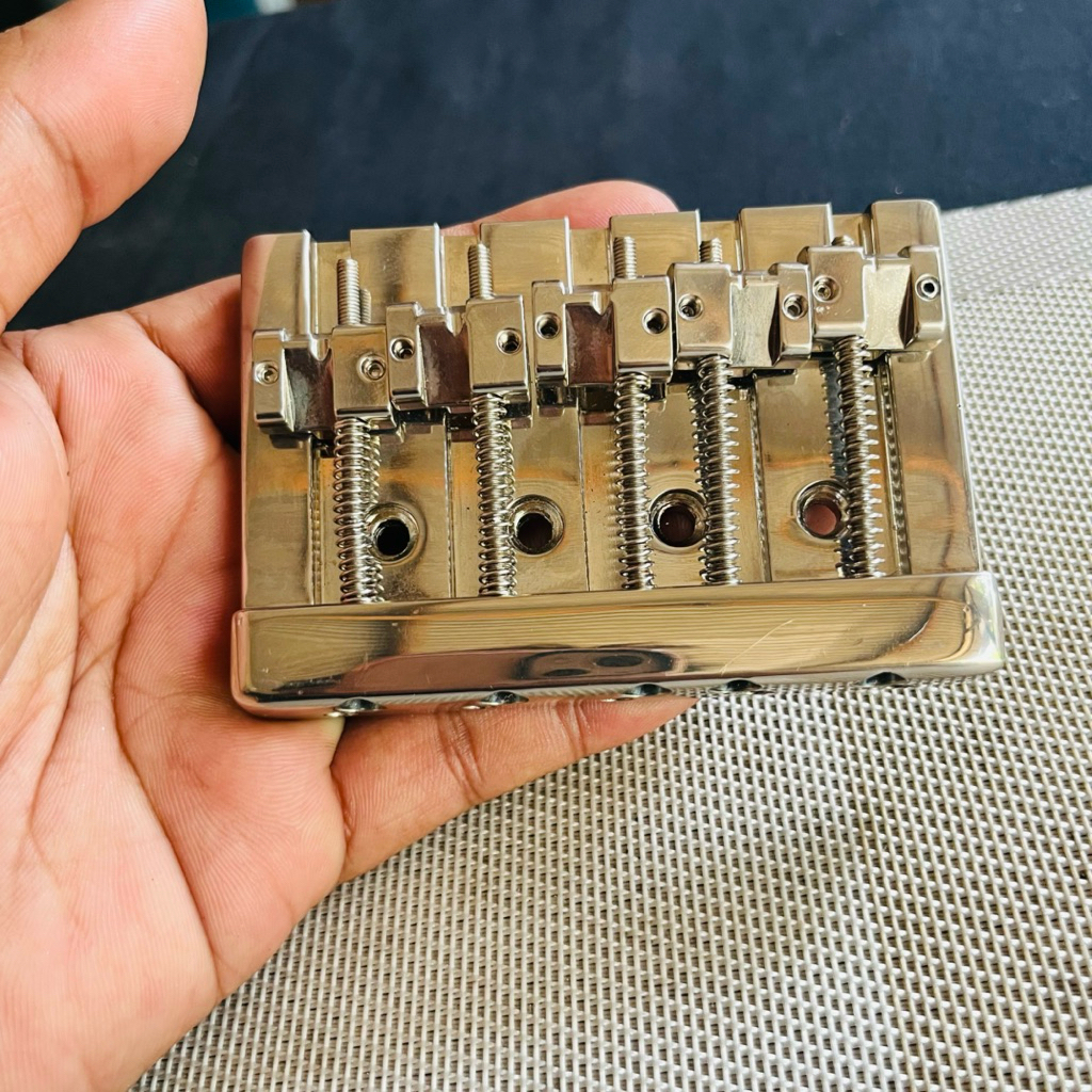 bridge bass fender himas 5string(polos)original