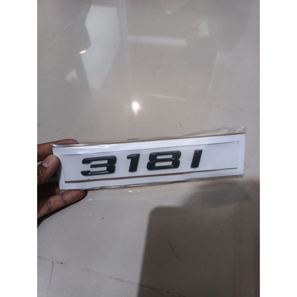 Emblem logo Mobil BMW LETTER ANGKA BMW 318 i black Doble tape premium