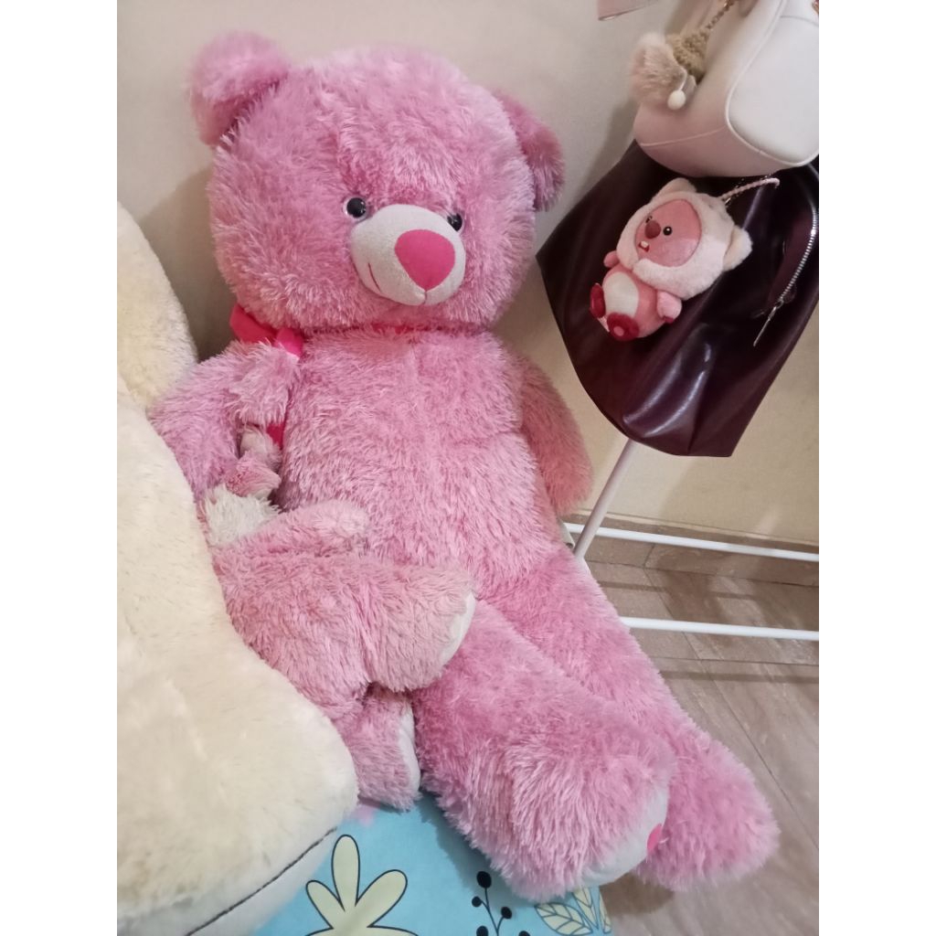 boneka beruang besar