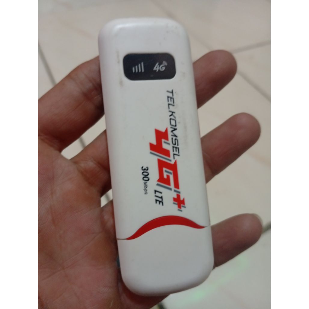 MODEM WIFI TELKOMSEL CYBORG E488+ MINUS