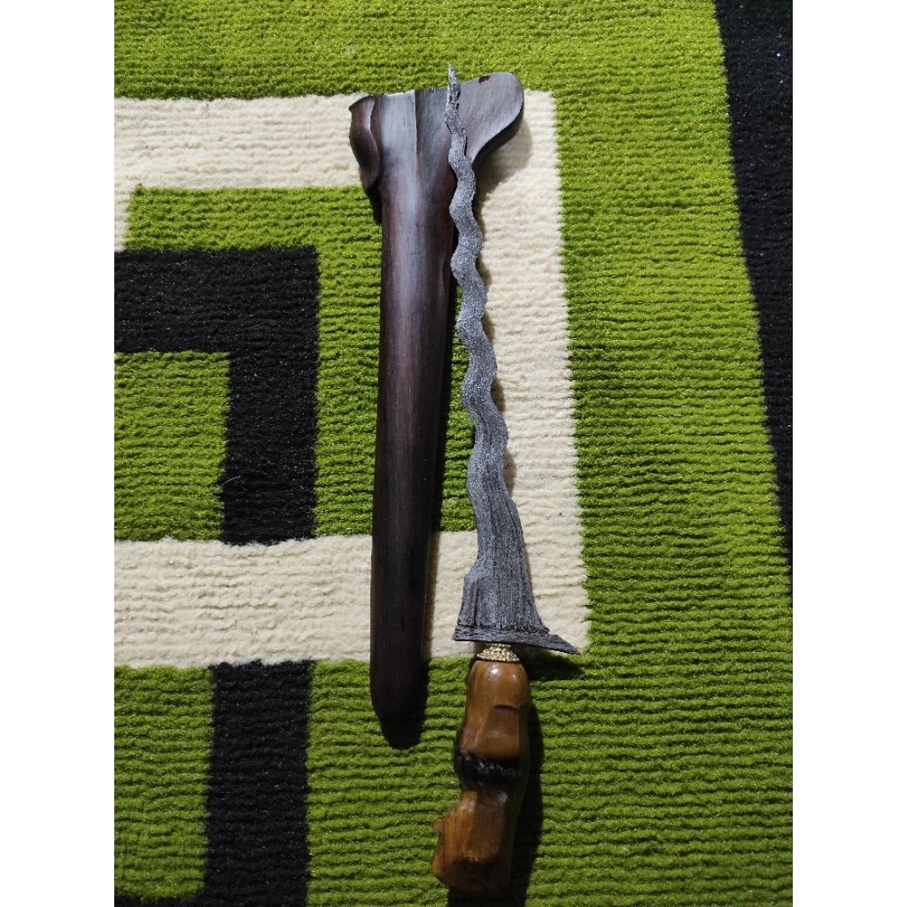 Keris Johan Mangan Kolo