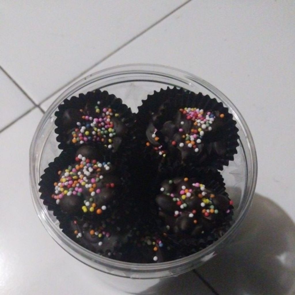 cookies coklat kacang