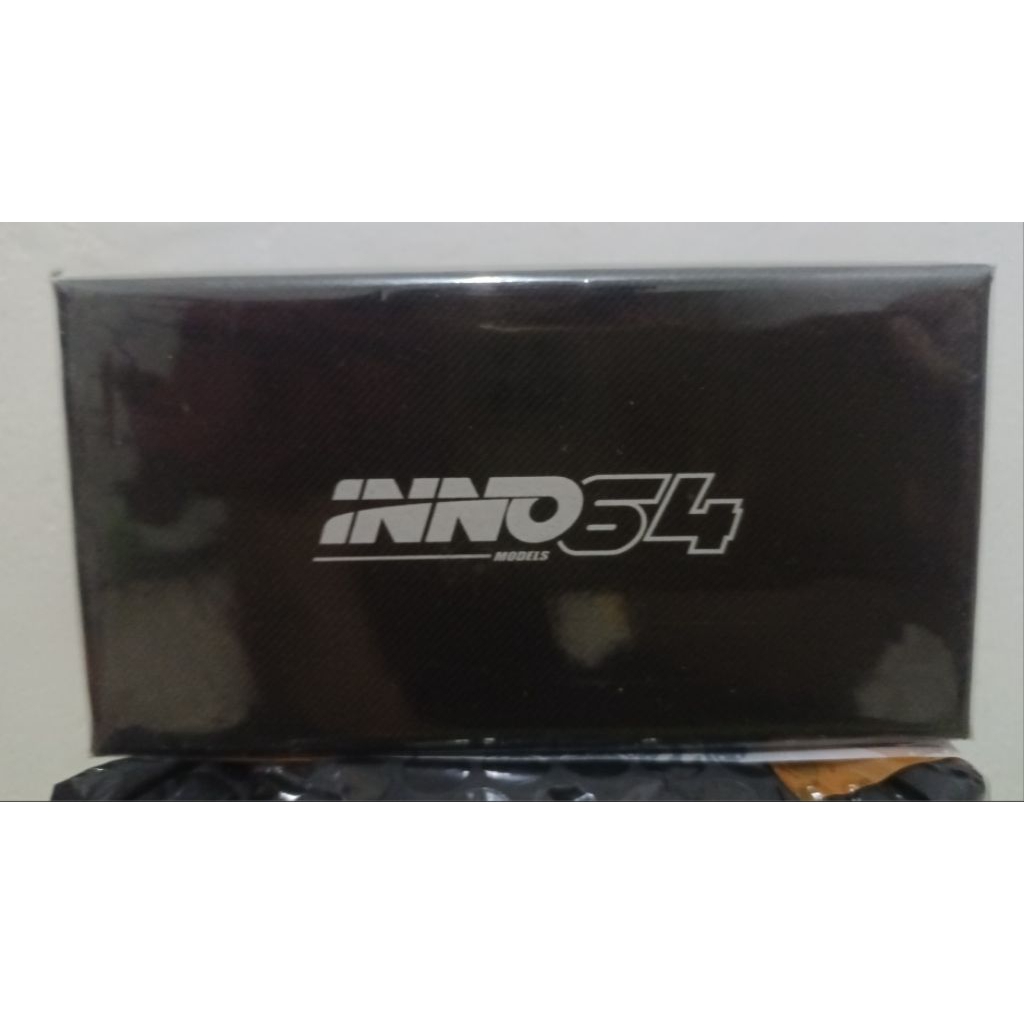 INNO 64 Nissan Skyline GTR (R-34) Z-TUNE FULL CARBON