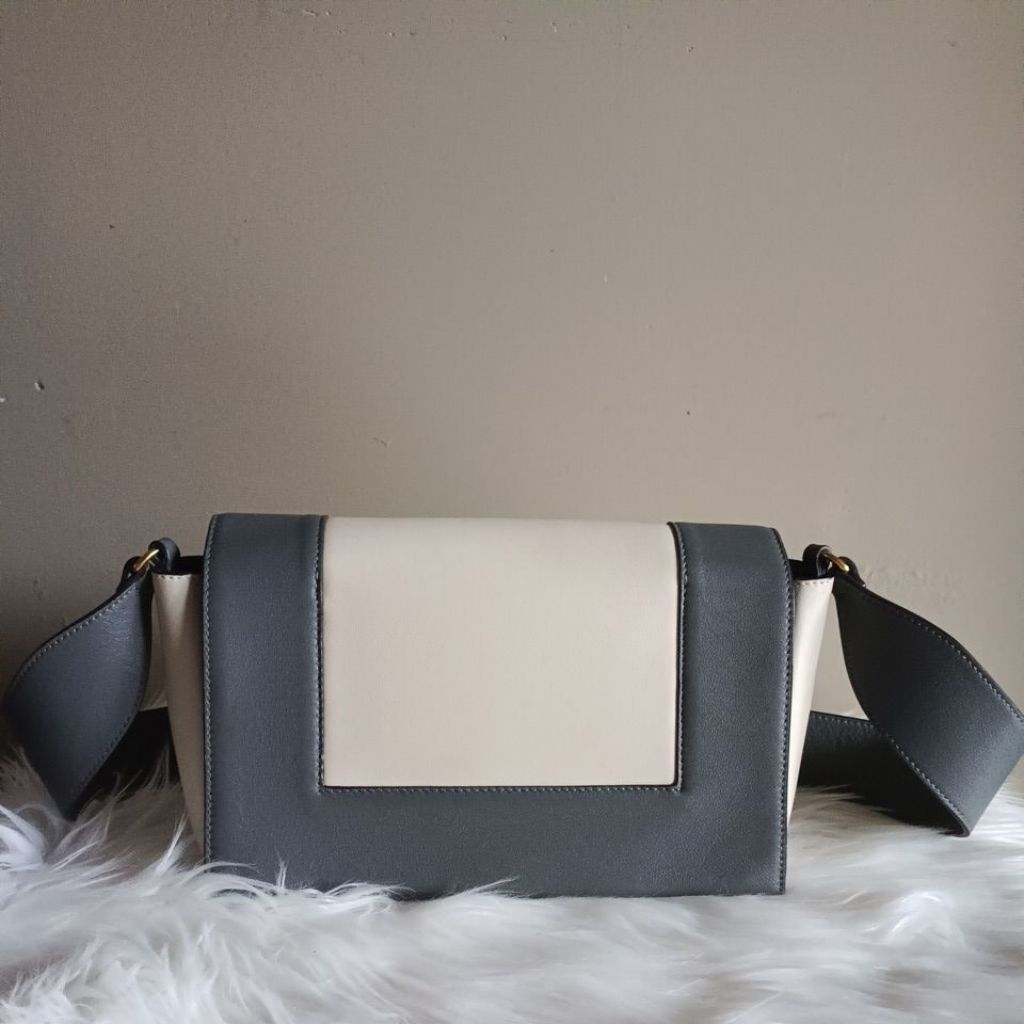 Celine Frame Medium Shoulder Bag
