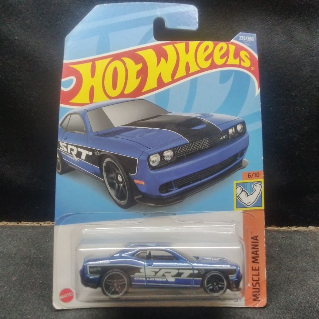 Hotwheels '15 Dodge Challenger SRT