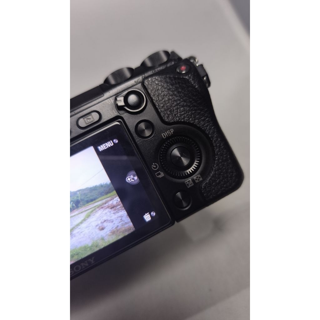 Sony Nex 7 + Lens Kit