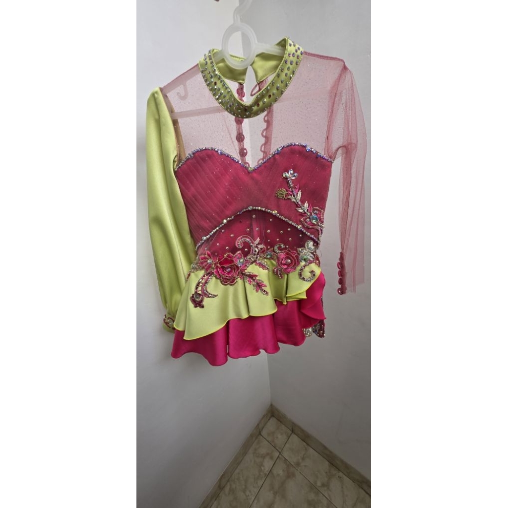 Preloved Kostum/Dress Ice Skating Kids