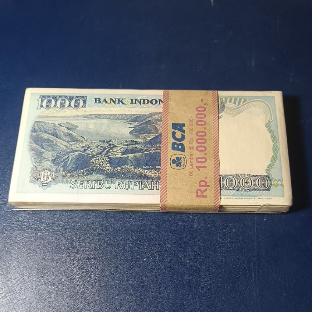 1 Gepok 100 Lembar 1000 rupiah Lompat batu nomer resi urut full 100 lembar