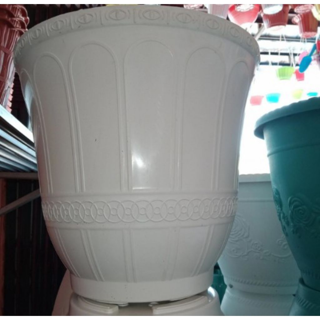 POT PUTIH UKURAN 40CM/ POT ROMA PUTIH UKURAN 40 CM
