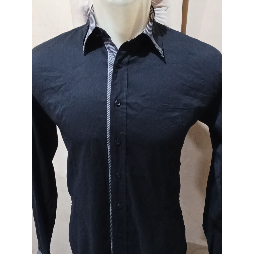 Kemeja Panjang Cowok Hitam JBoom Size M