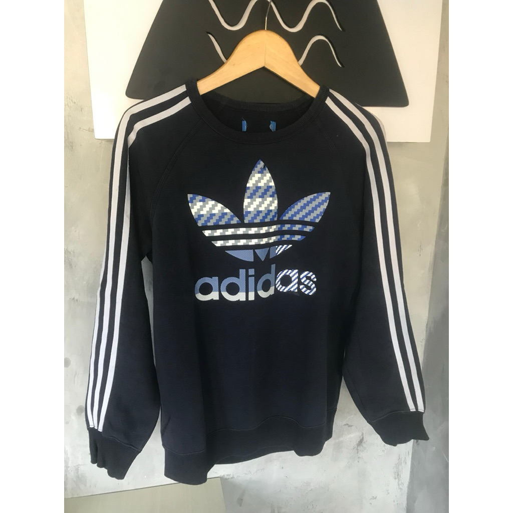 cn adidas