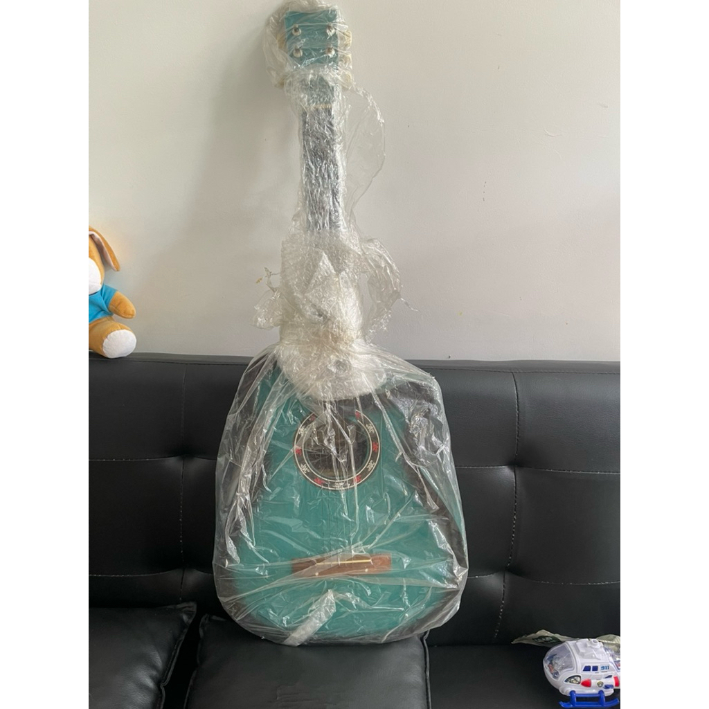 GITAR AKUSTIK Gitar murah gitar prelove gitar bekas