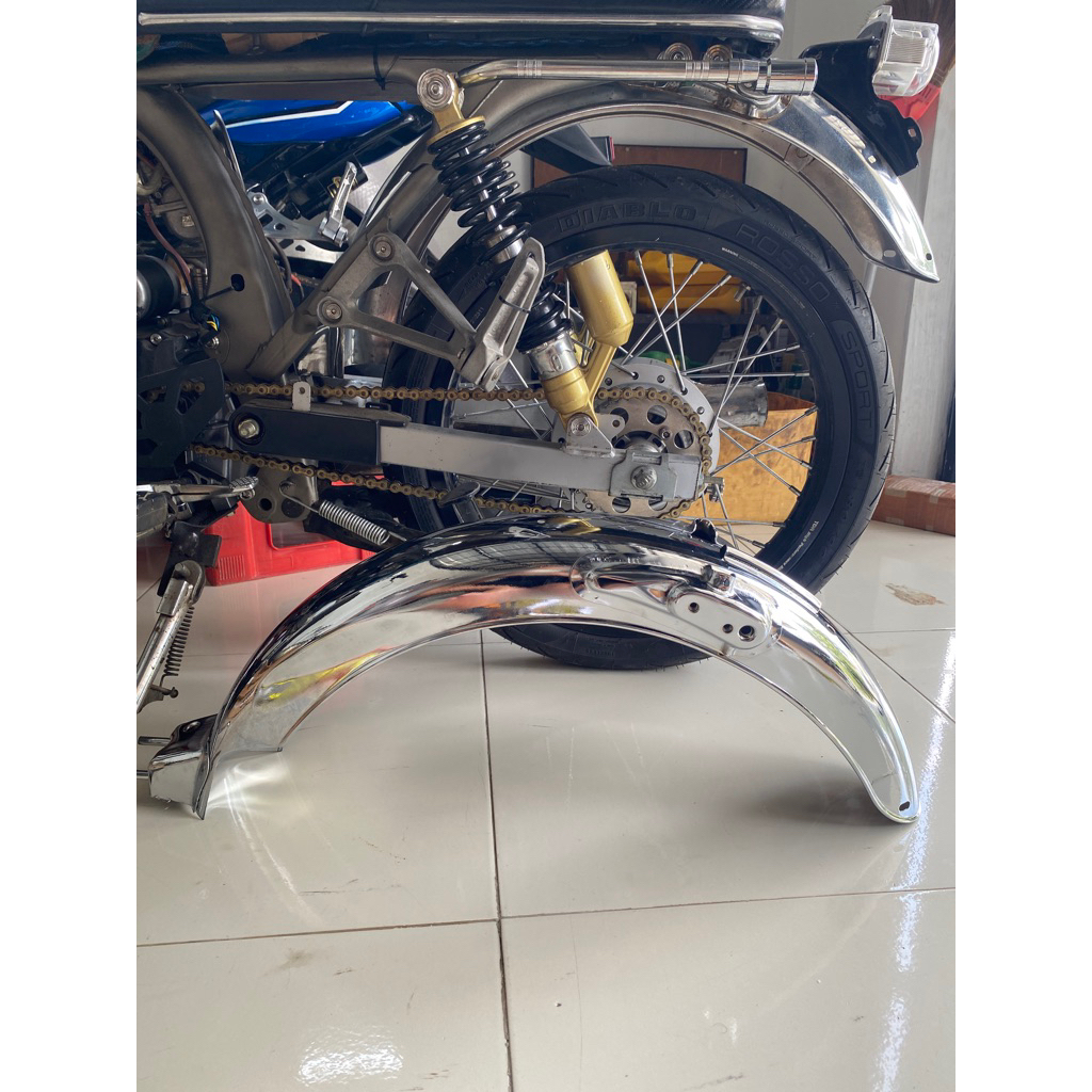 SLEBOR CB 125 import mirip ori