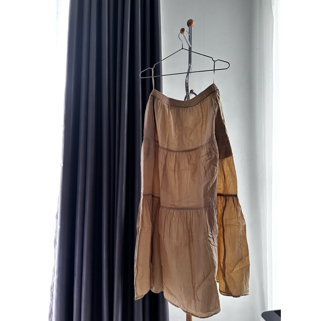 [ORI PRELOVED] UNIQLO Rok Panel Katun Kerut maxi skirt size L warna beige