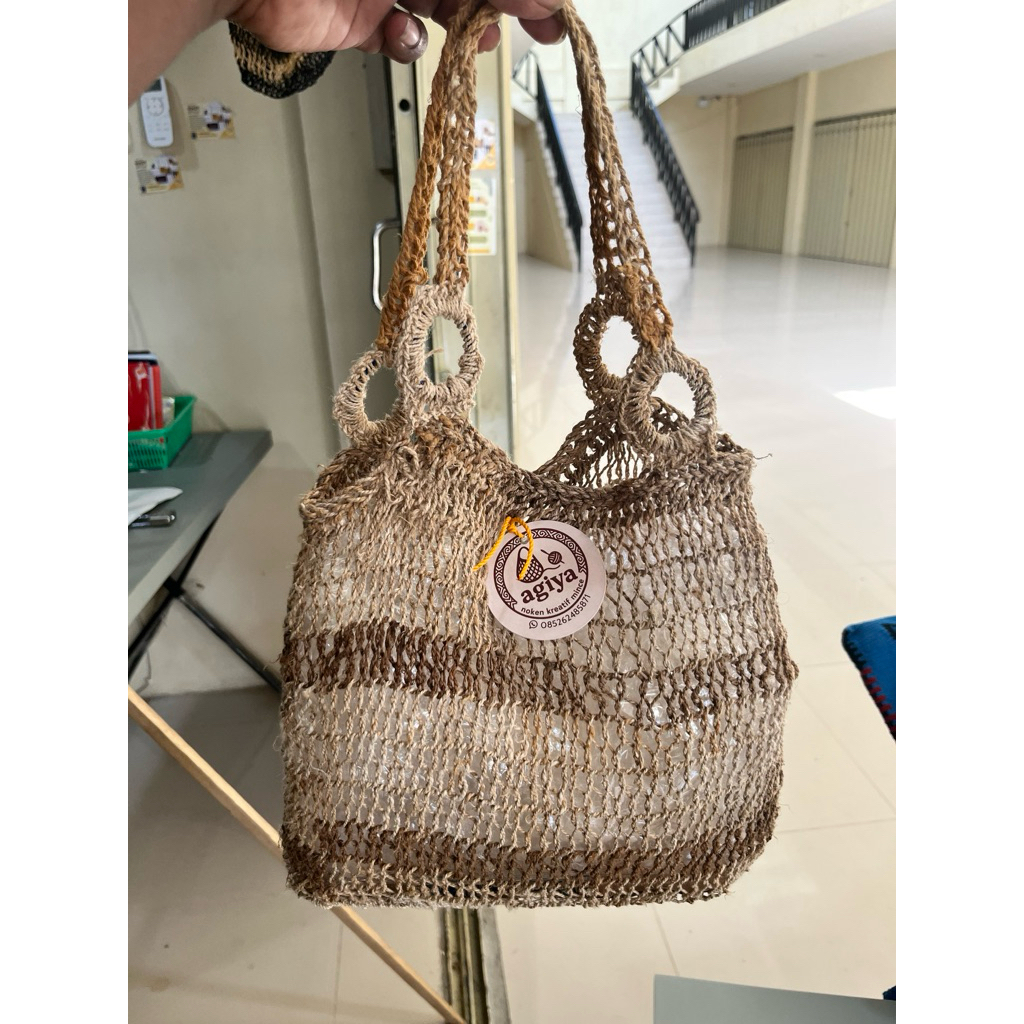 tas noken  kulit kayu Asli dari Papua