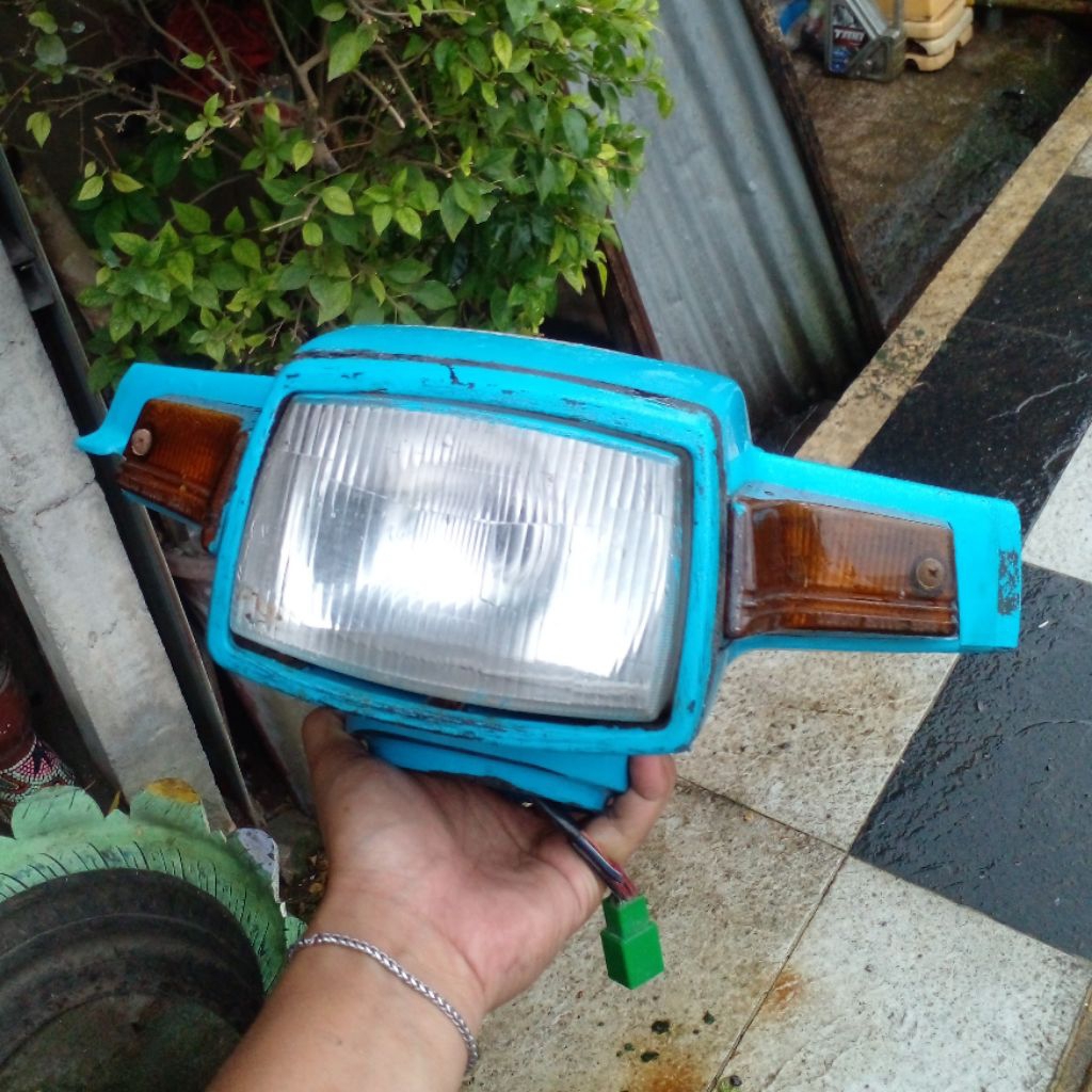 Batok kepala set Suzuki Bravo Rc100 Original Biru