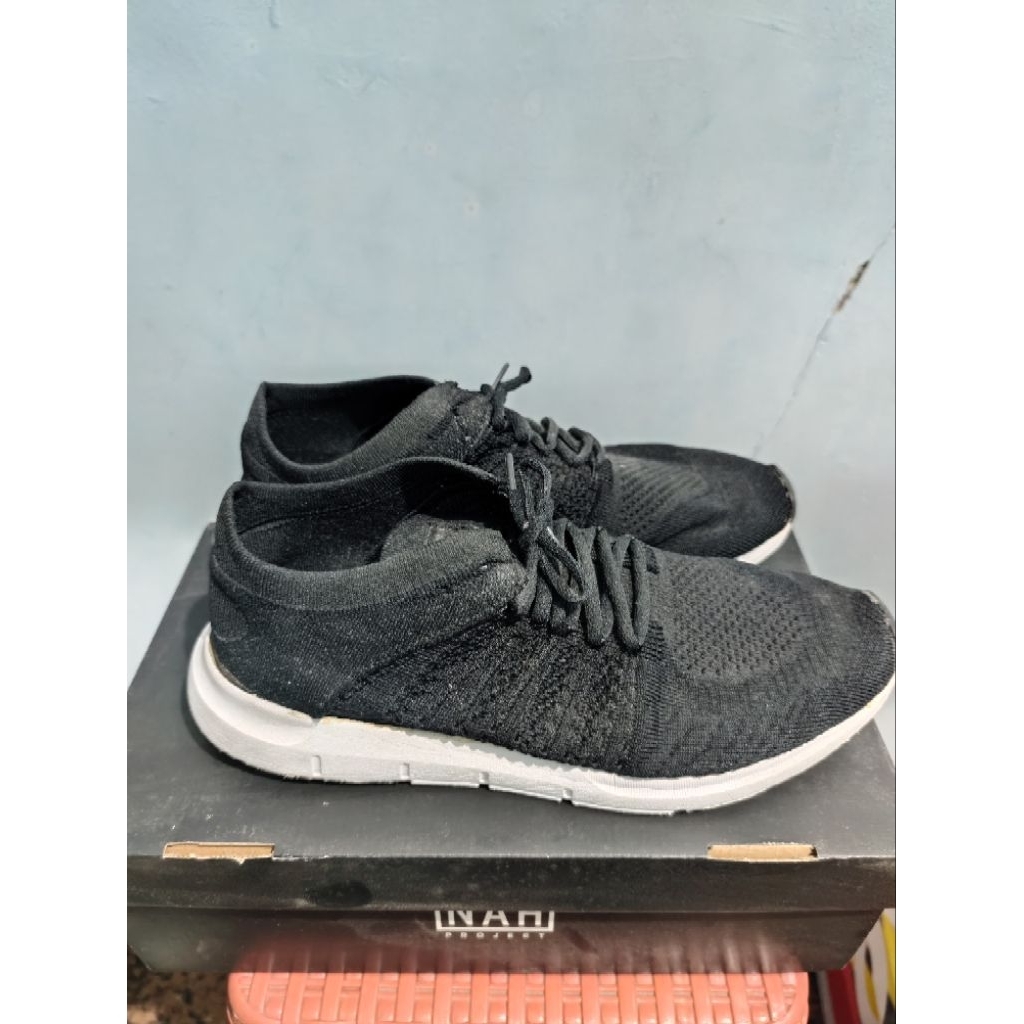 Sepatu NAH Project Yoga FlexKnit v2.0 Carbon Black