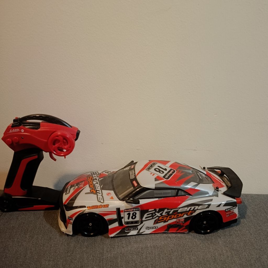 RC DRIFT SEMI PROPO NISSAN GTR ITAL DESIGN