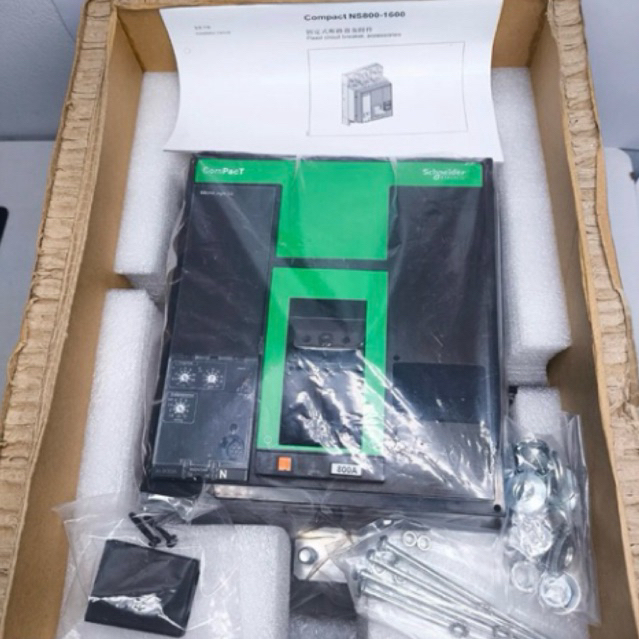 MCCB Breaker Schneider NS800N 3P 800A 3Phase 50kA Schneider