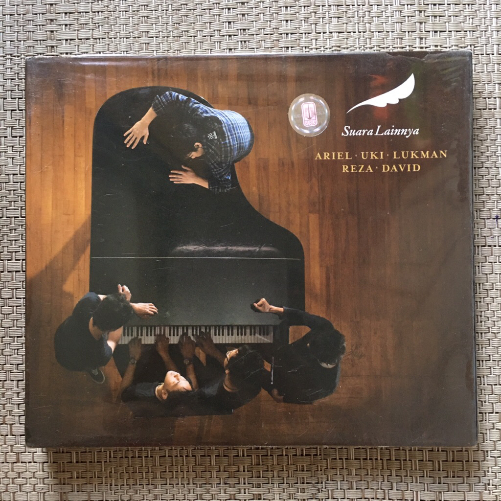 CD Ariel Uki Lukman Reza David Peterpan Noah - Suara Lainnya