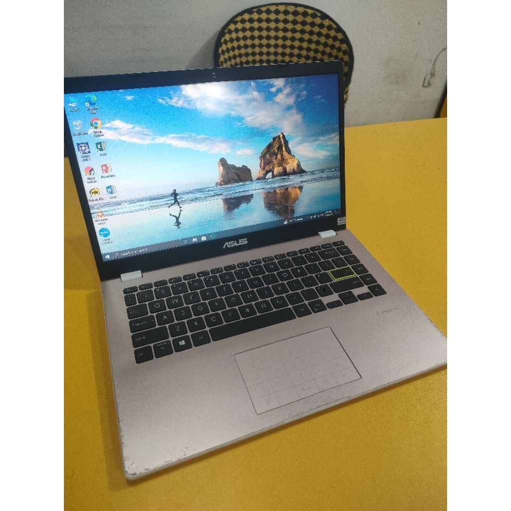 Asus E410K
