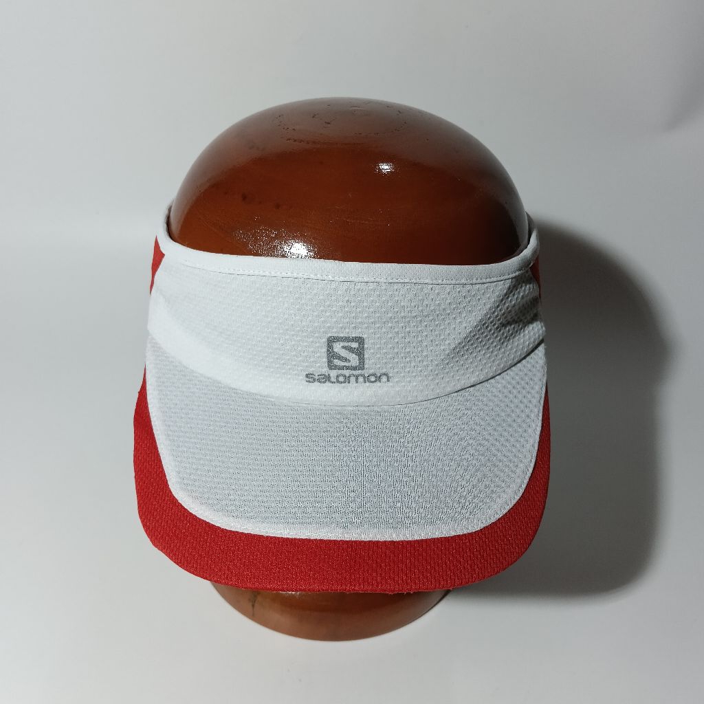 Topi outdoor brand. olahraga. running salomon