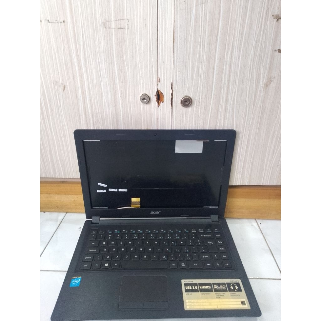 CASSING/CASE/KESSING ACER ONE 14 Z1401