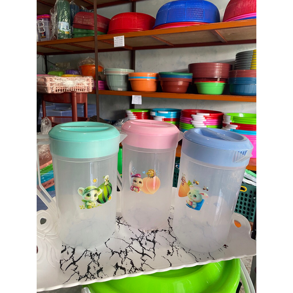 Teko Plastik Tanggung Serbaguna 2,1 Liter - Wadah Es Sirup & Teh