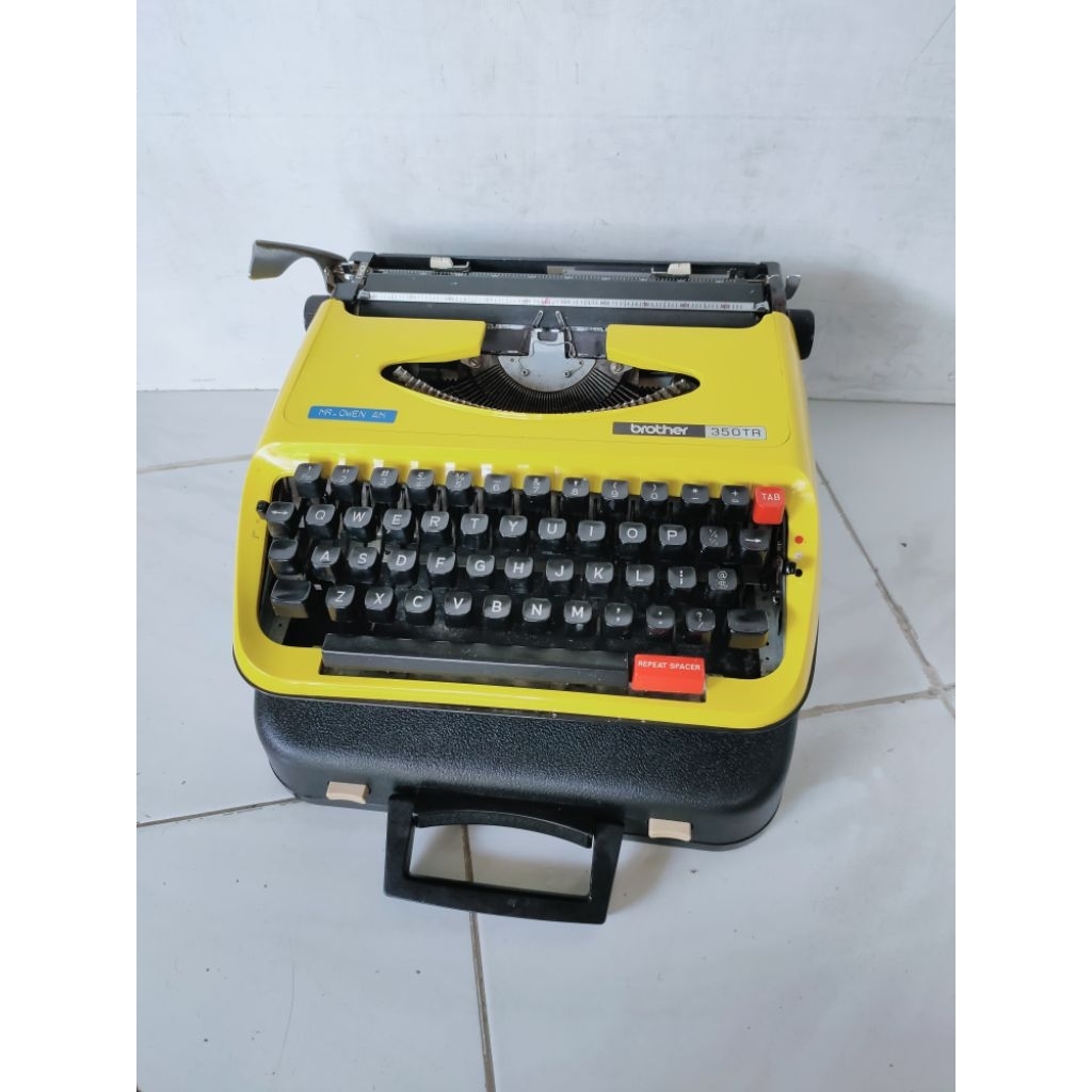 Mesin Tik antik Brother 350TR mede in Japan berfungsi normal alat ketik jadul seri langka warna kuni