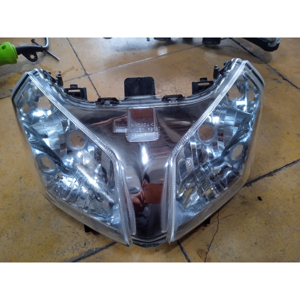 reflektor+mika Vario karbu 110cc original