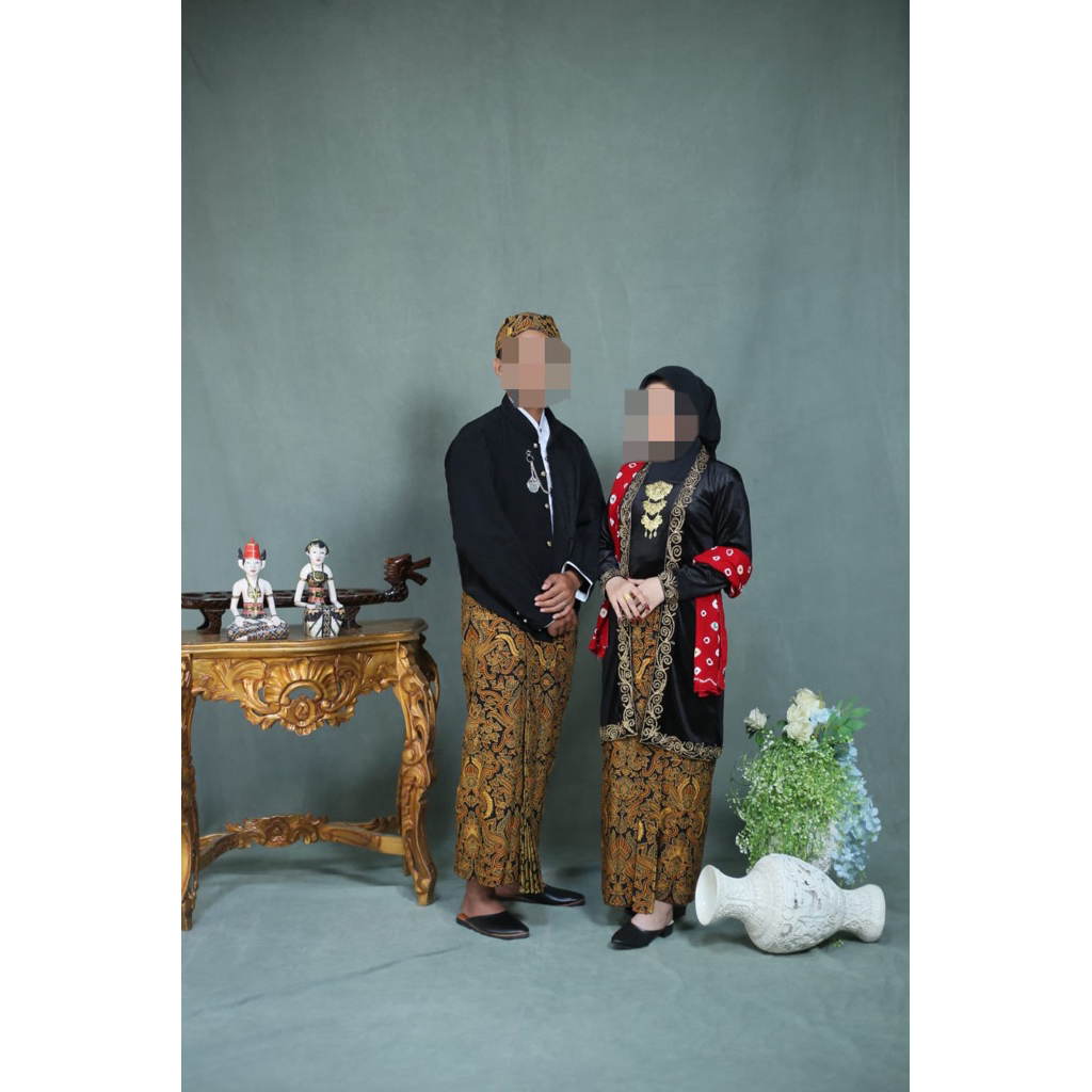 PRELOVED 1SET COUPLE PAKAIAN PREWEDDING ADAT JAWA