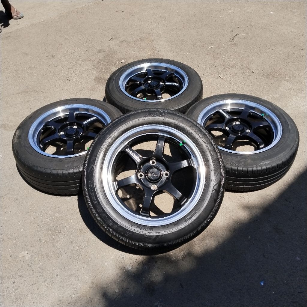 Velg Racing JDM Rays TE37 R16 Pcd 4x100 Lebar 7 ET42 + Ban Dunlop 195/60 R16