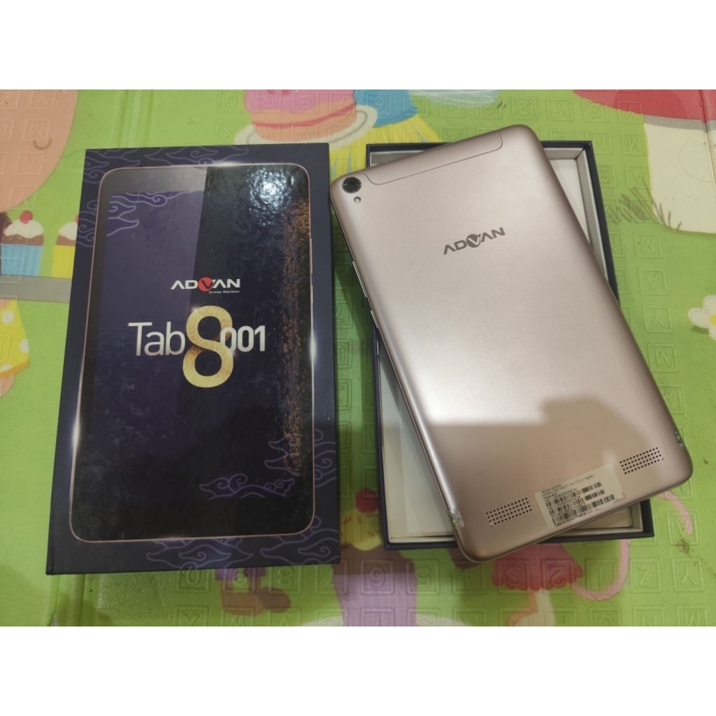 Advan Tab 8001