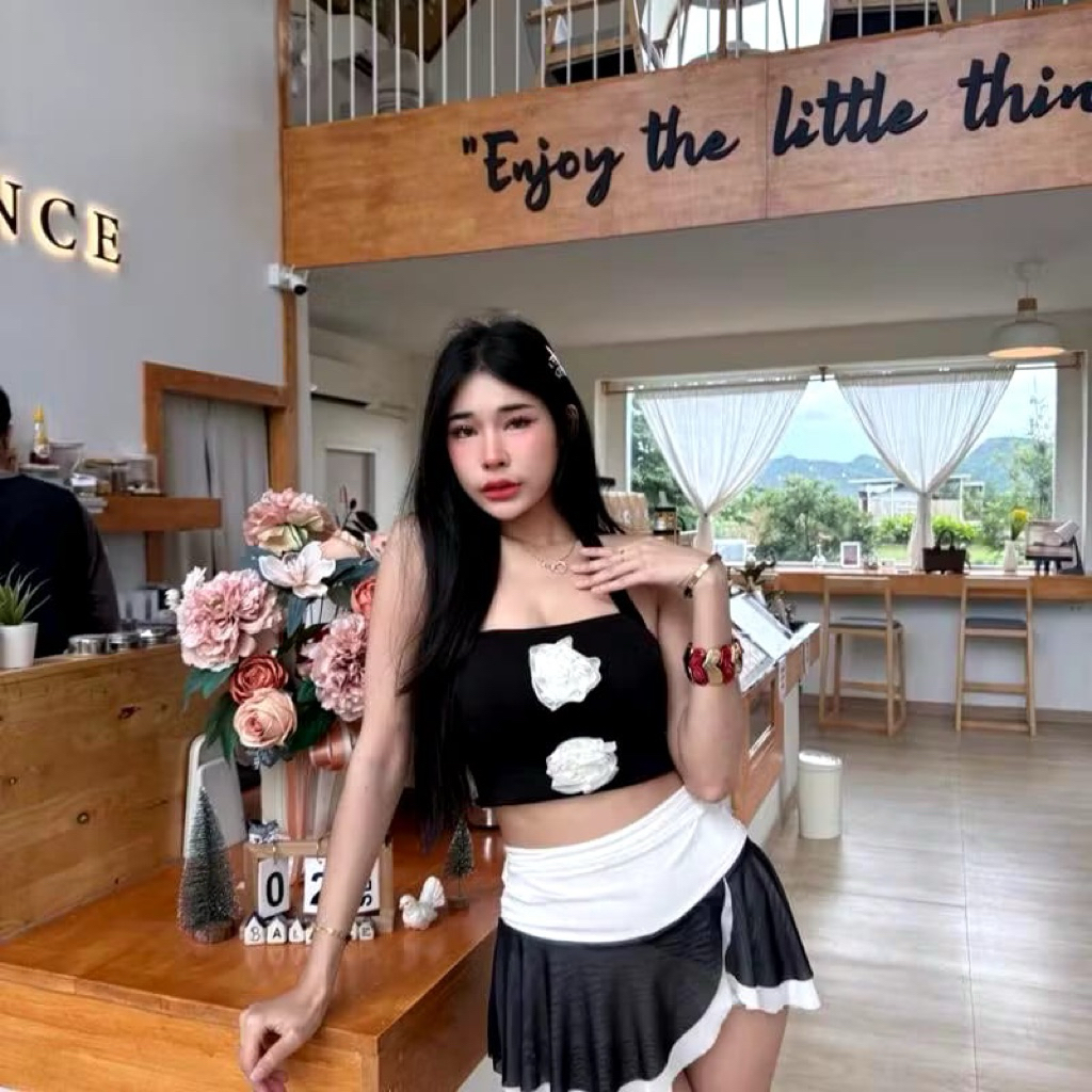 STELAN CROP BUNGA TALI LEHER IMPORT BANGKOK / ONESET ROK MINI SEXY