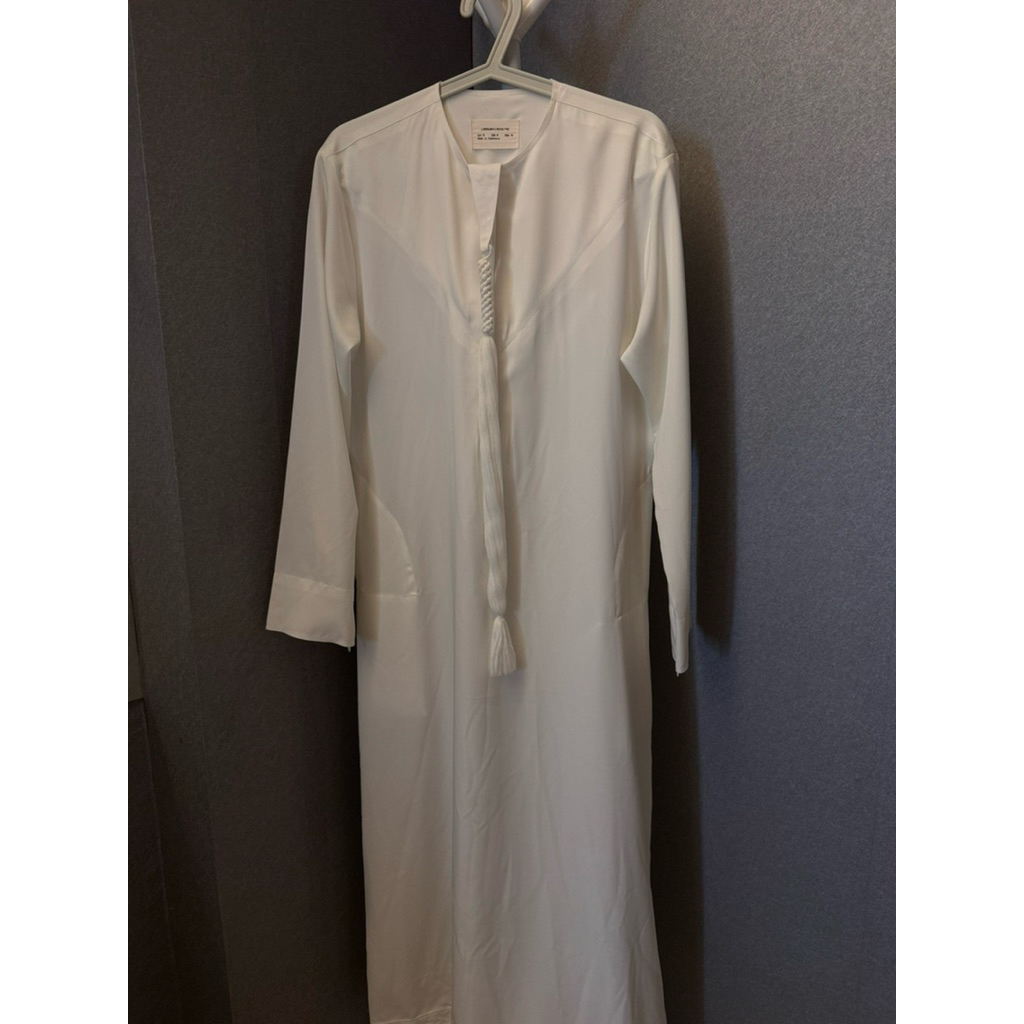 Thobe Limawaktu Archetype White