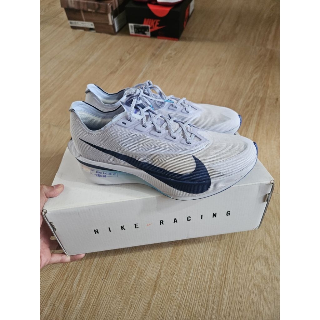 Sepatu Running Carbon Plate Nike Vaporfly 4 Ghost