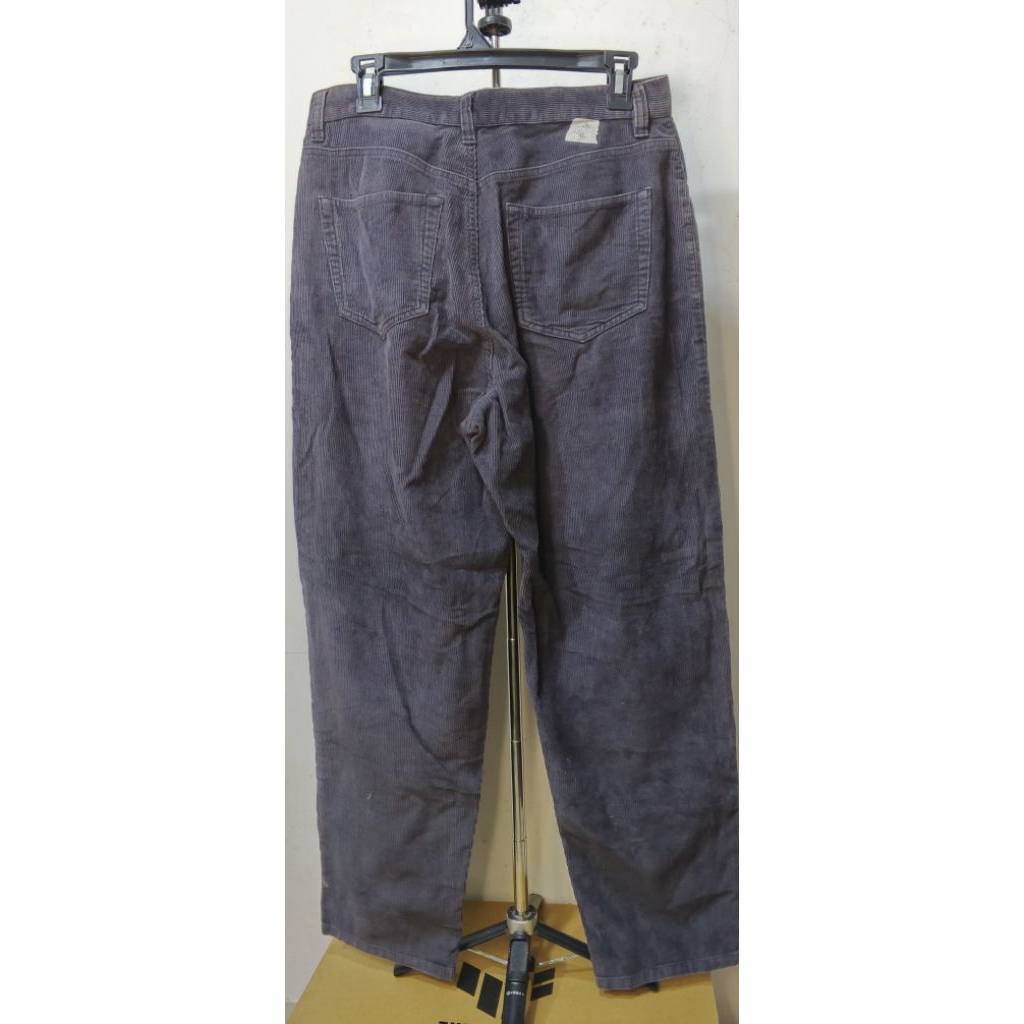 Celana Corduroy Eddie Bauer