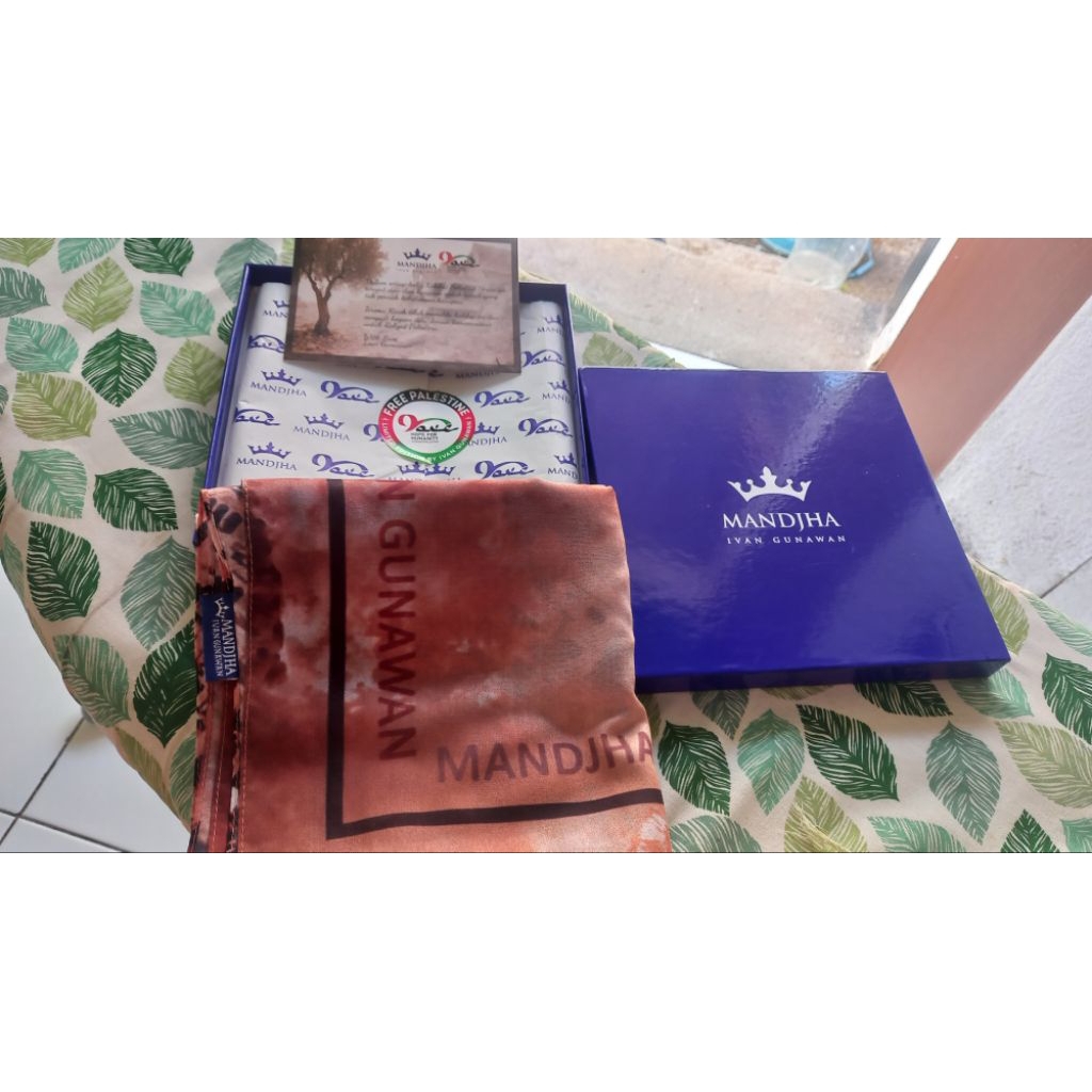 preloved scarf mandjha ivan gunawan palestine series