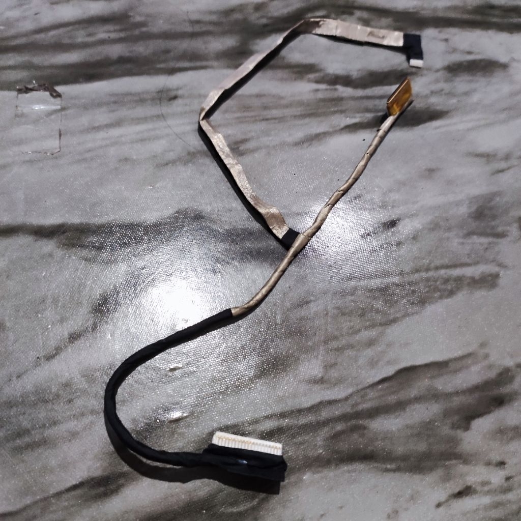 Fleksibel flexible LCD lcd laptop Samsung NP600B