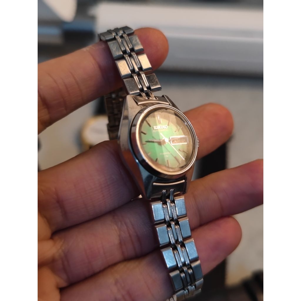 Seiko vintage ladies green jade dial