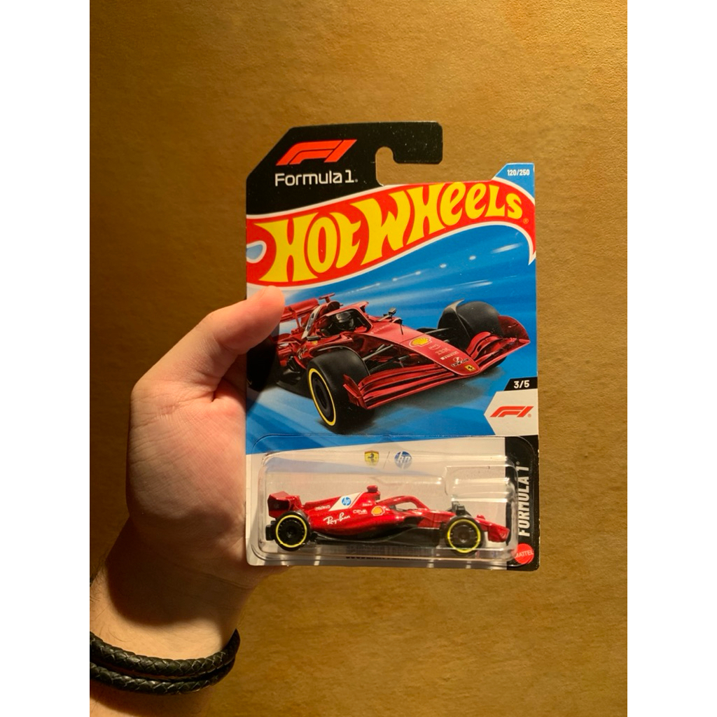 Hot Wheels Formula 1 Scuderia Ferrari HP F1 Team SF25 # 16 Charles Leclerc - 44 Lewis Hamilton - 55 