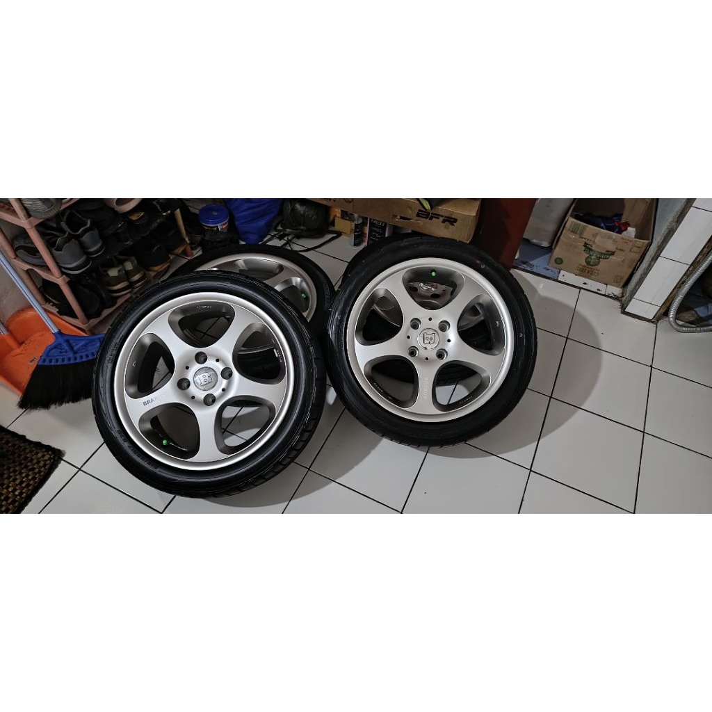 Velg R17 pcd 4x114 Rare item