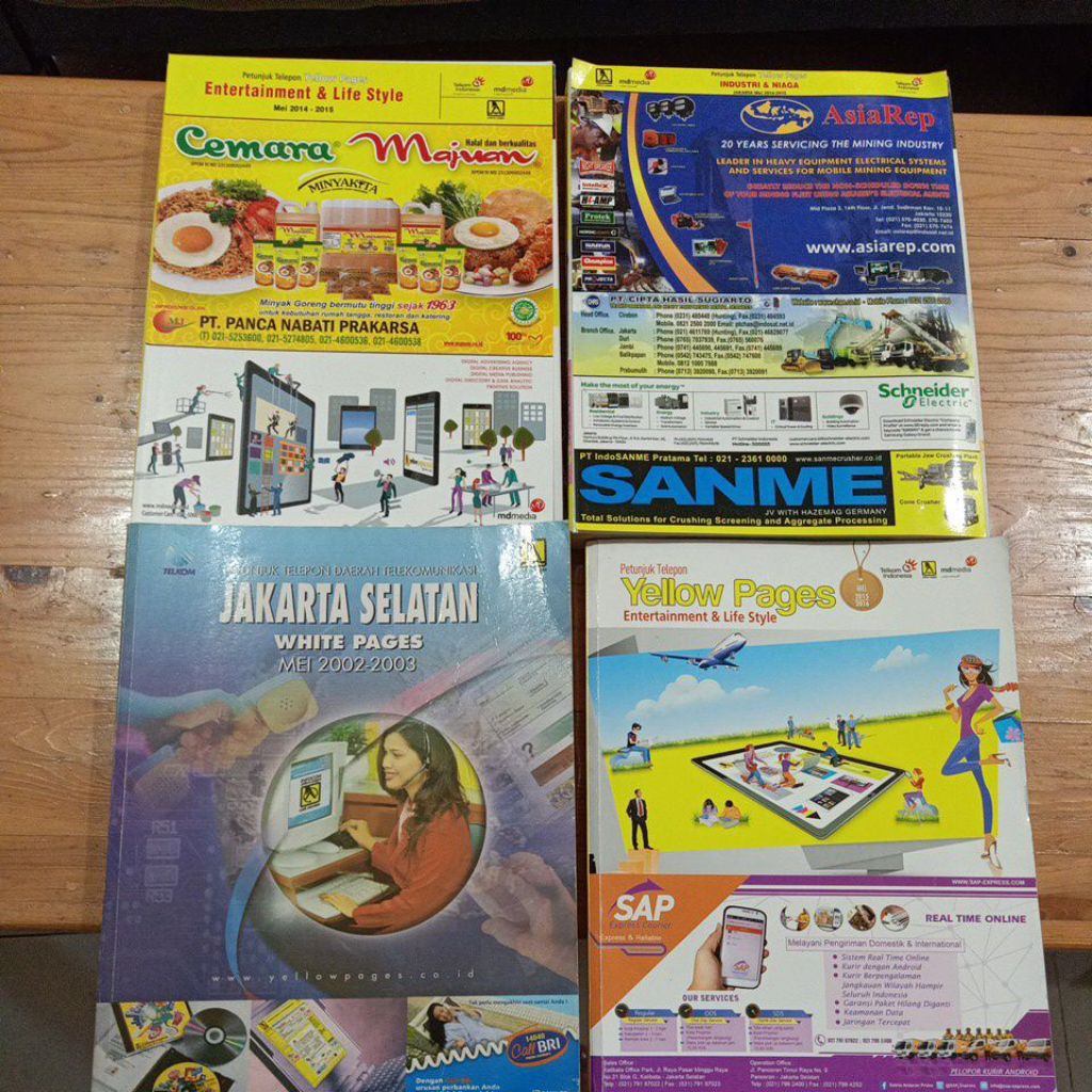buku JAKARTA BELANJA , INDUSTRI NIAGA JELLOW PAGES,PETUNJUK TELEPON DAERAH TELEKOMUNIKASI JAKARTA SE
